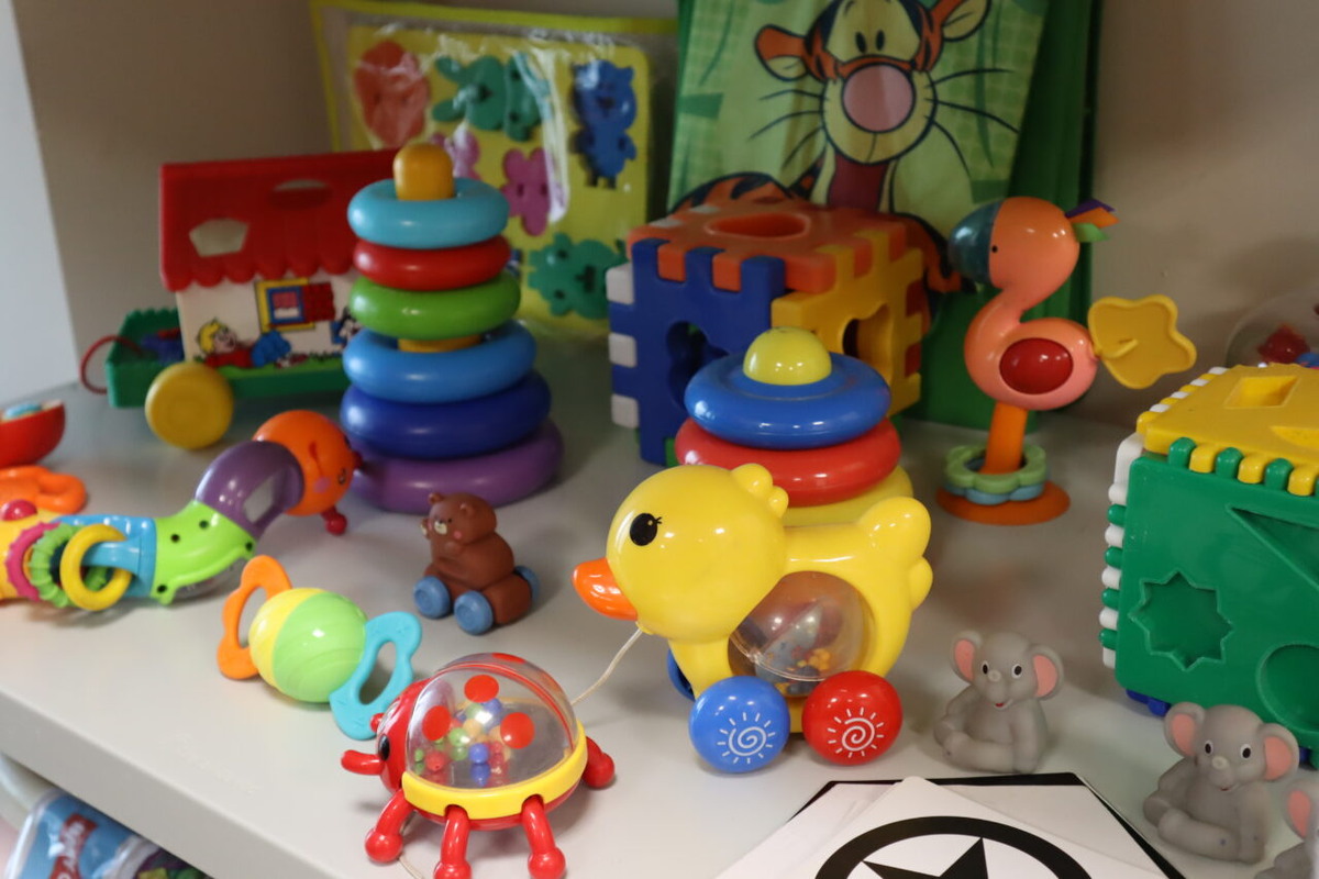    Центр гуманитарной помощи АНО "Спаси жизнь" в Петрозаводске. Фото: "Республика"/ Дарья Бутенева