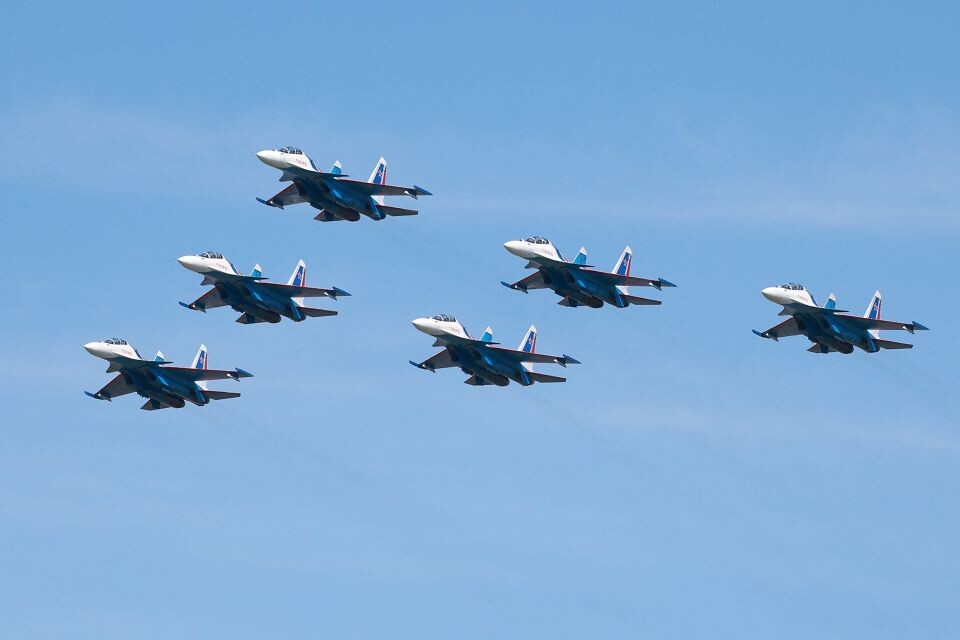    Прилет "Русских Витязей" в Барнаул. Источник: Олег Укладов