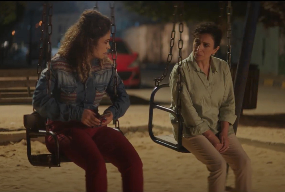 Кадр из фильма "Спасибо, что выбрали наш банк".