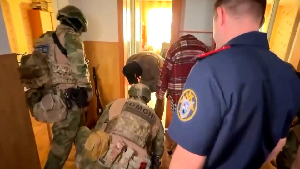     Лидера ячейки секты "Свидетели Иеговы"* задержали в Крыму СК РФ