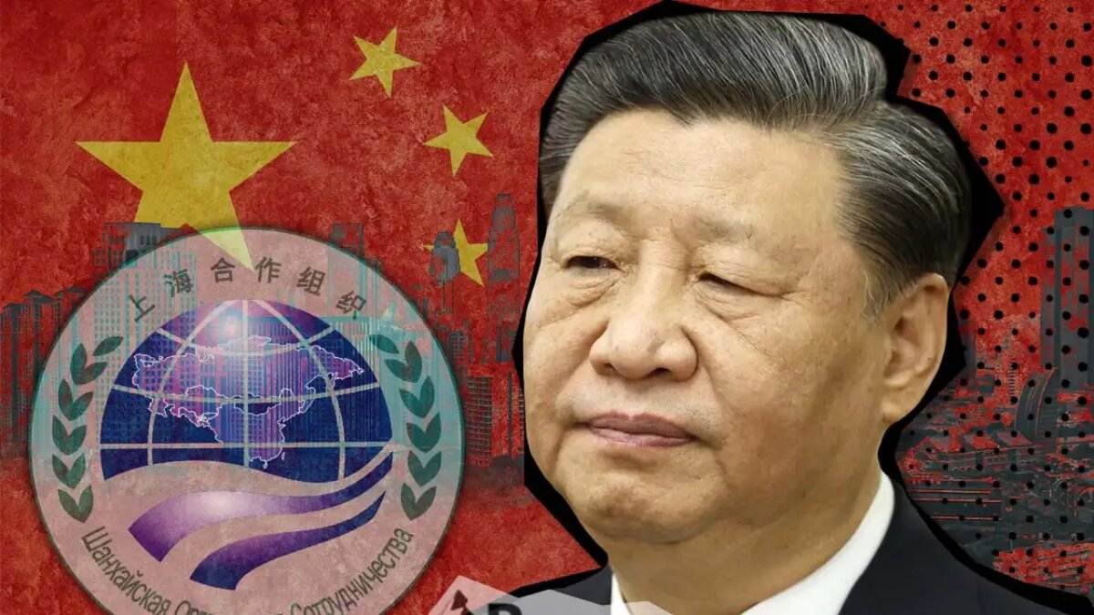    Си Цзиньпин © коллаж / ridus.ru