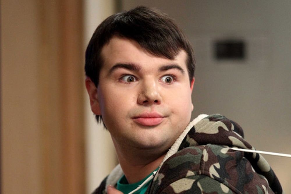 Что стало со звездой сериала "Папины дочки" Михаилом Казаковым, который стал инвалидом?Кадр из сериала "Папины дочки" на СТС.