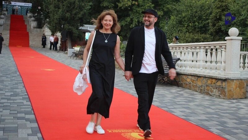    Андрей Кравчук на красной дорожке Фото: ИА «Победа26»