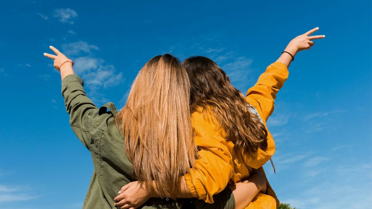 Что важнее польза или дружба?