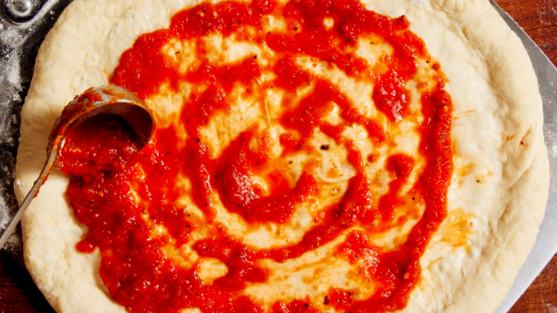 Не сравнить с магазинным, настоящий соус для пиццы