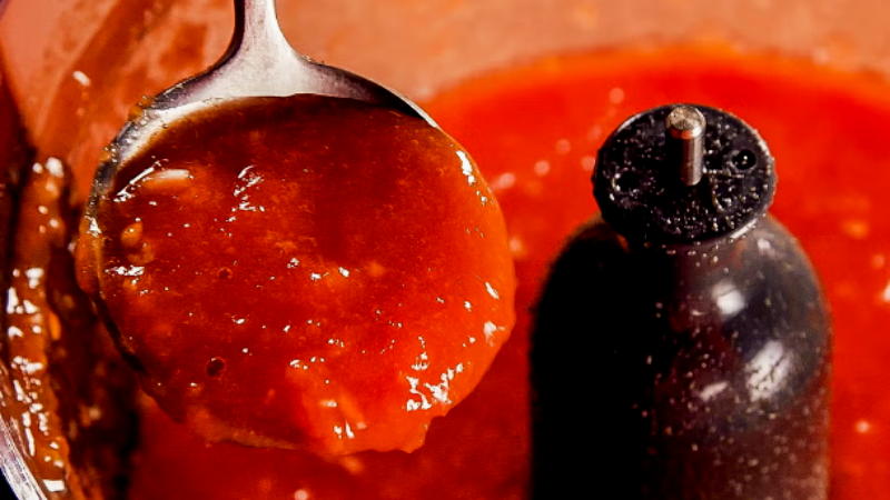 Пробиваем помидоры в блендере