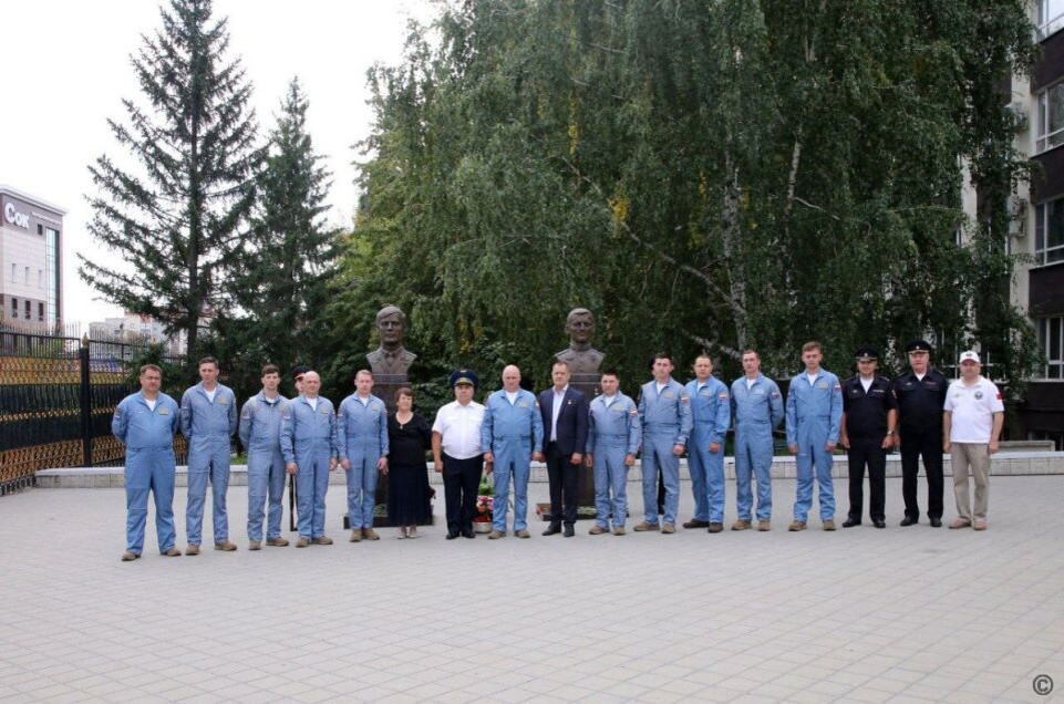    "Русские витязи" на Мемориале славы. Источник: barnaul.org