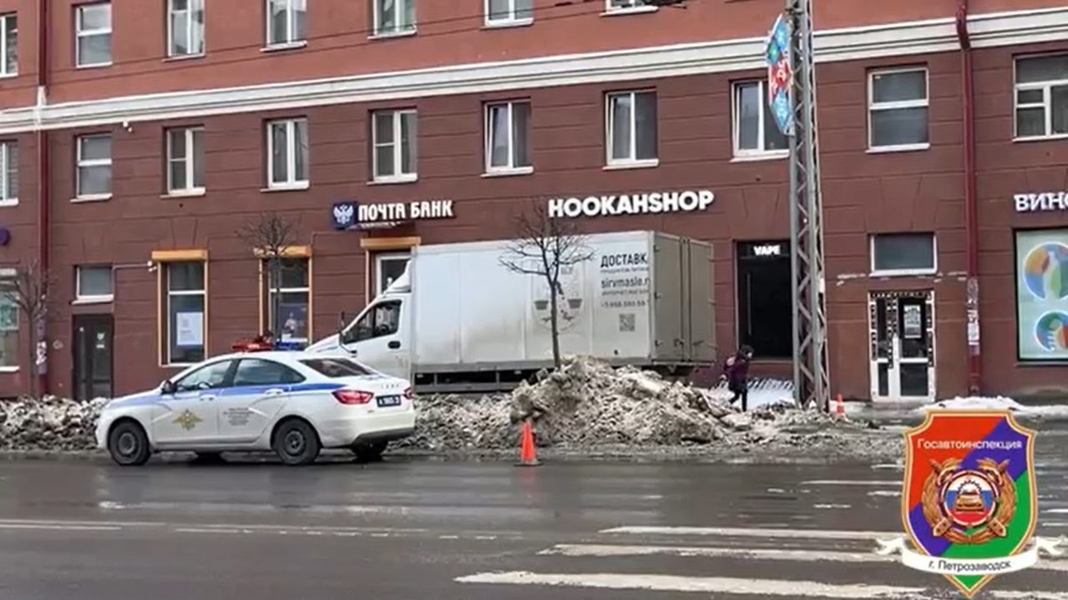    ДТП на проспекте Ленина. Фото: ГАИ ПЕтозаводска