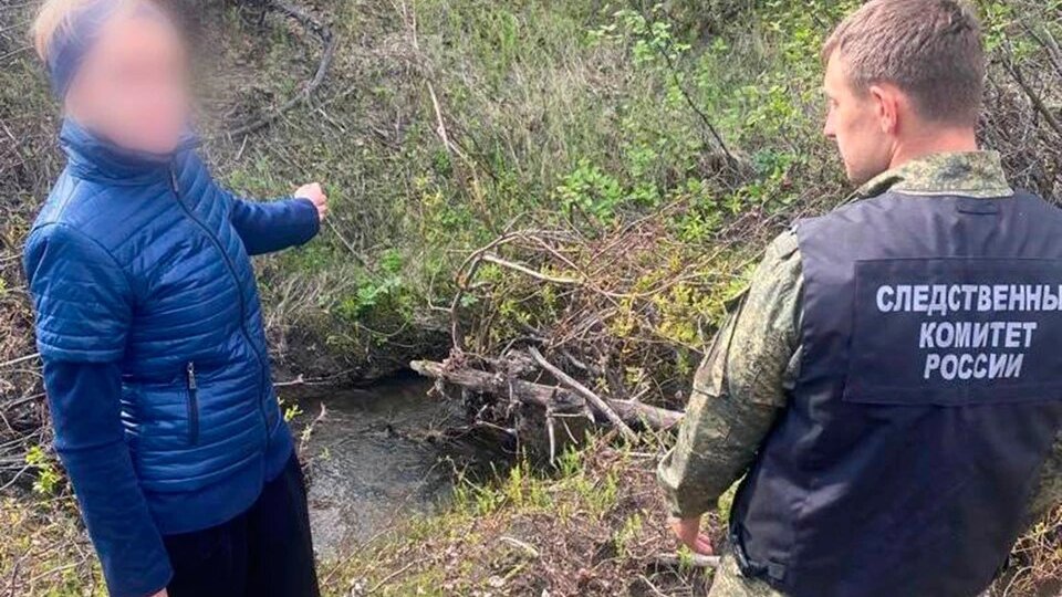 «Она уронила мою блузку в таз с хлоркой, и я не выдержала»: мачеха в гневе убила падчерицу из-за испорченной вещи и 20 лет врала мужу