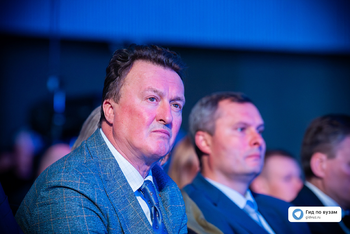 Городской педагогический совет 2025. СМИ «Гид по вузам».