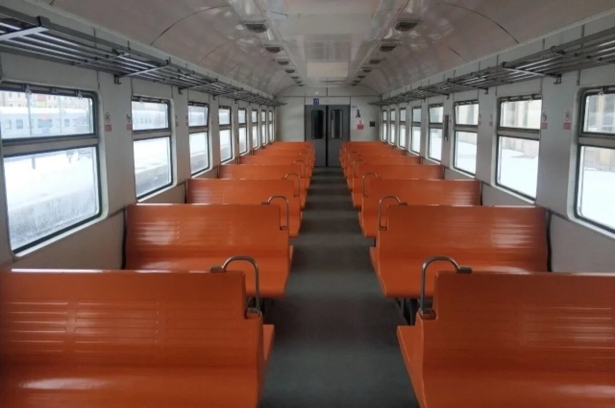    В Петербурге хотят добавить электрички в единый проездной билет