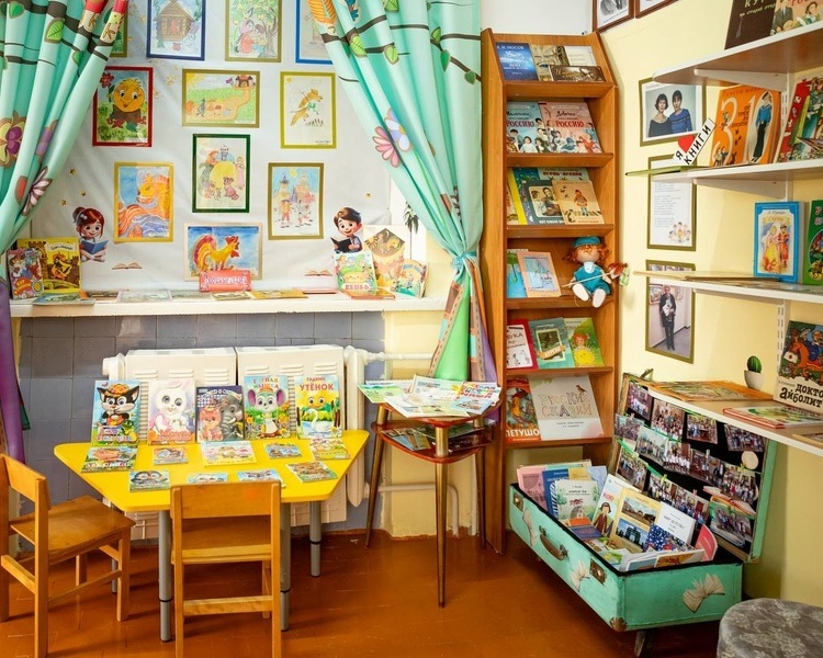     В курском детском саду №80 открыли детскую библиотеку