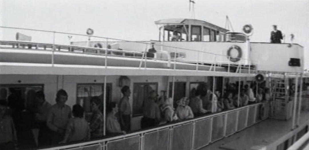 Флот в к/ф "ДВЕРЬ БЕЗ ЗАМКА"