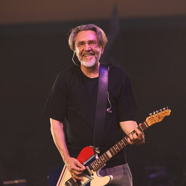     Сергей Шнуров назвал свои любимые школьные предметы