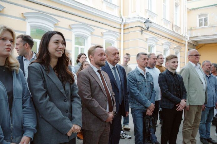 Листайте вправо, чтобы увидеть больше изображений