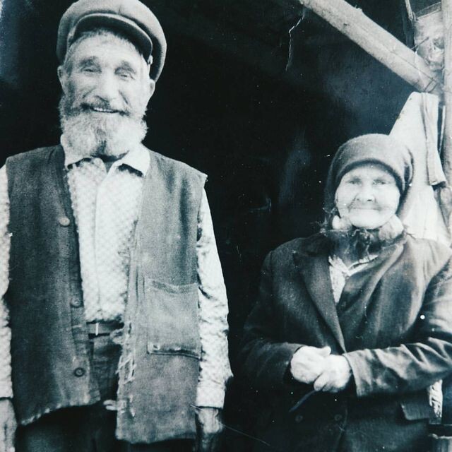 Дедушка Леонтий и бабушка Таня Тумины. Фото внучки Туминых.