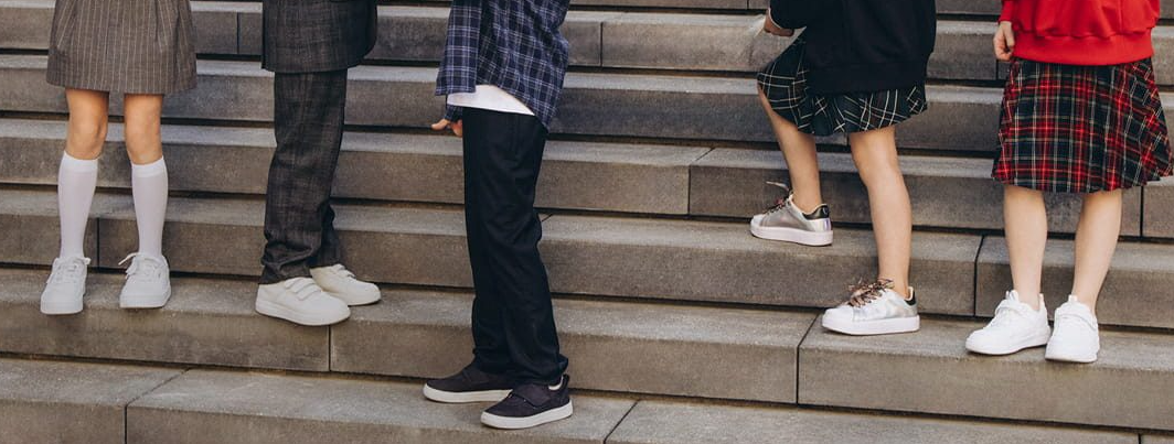 Необходимая одежда и обувь для первоклассника