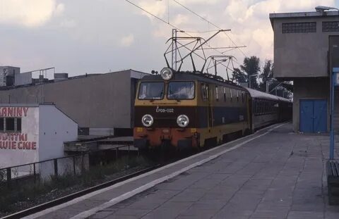 EP09 аналогичный тому что попал в аварию