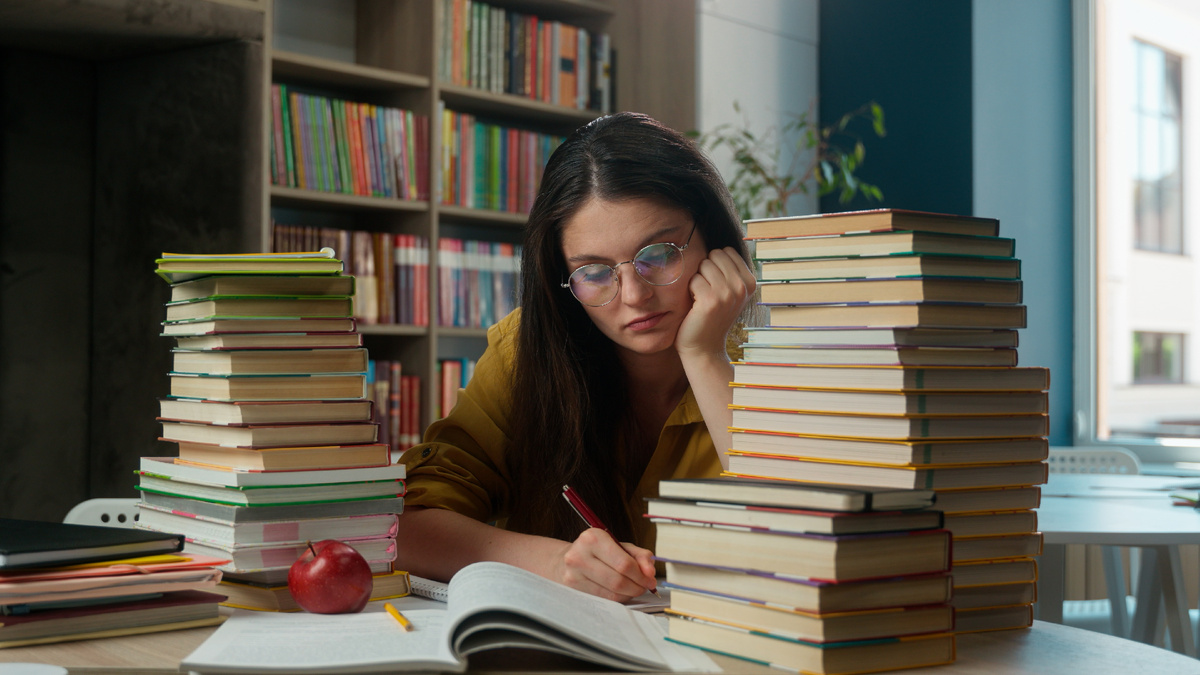 @MAYA LAB/Shutterstock.com