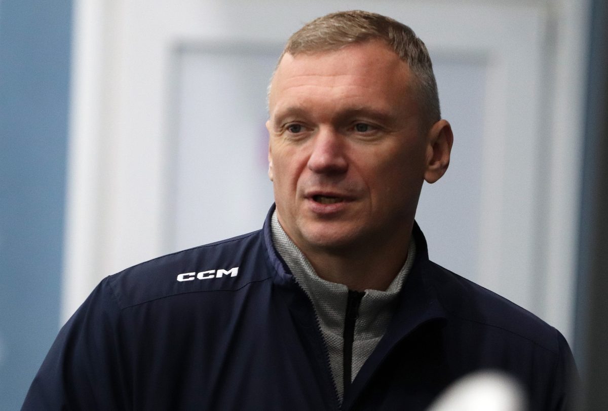    Главному тренеру «Торпедо» Алексею Исакову предстоит работать над тем, чтобы эпизодически хорошая игра стала стабильно хорошей