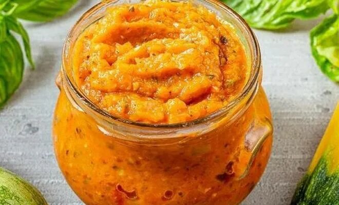 Икра из кабачков со сладким перцем - заготовка на зиму, проще не придумать