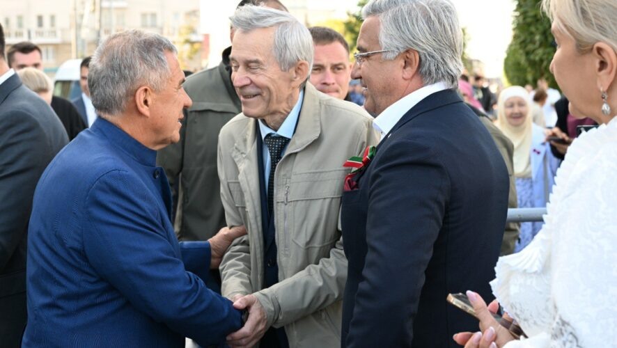    пресс-служба раиса