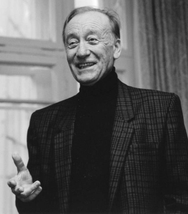 Композитор умер на 93-м году жизни.