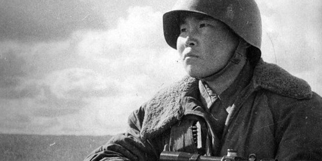19-летний нанайский охотник Максим Пассар вошел в Историю лучшим снайпером Сталинградской битвы