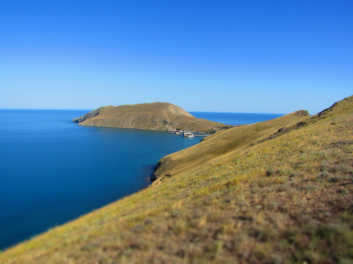 вид на мыс Орджо и на завод Гидроприбор