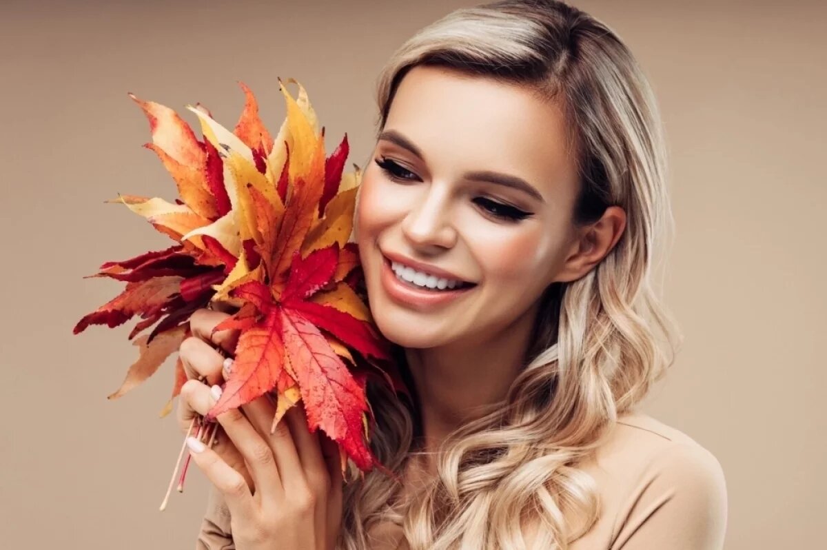   Осенью некоторые услуги красоты не рекомендованы.