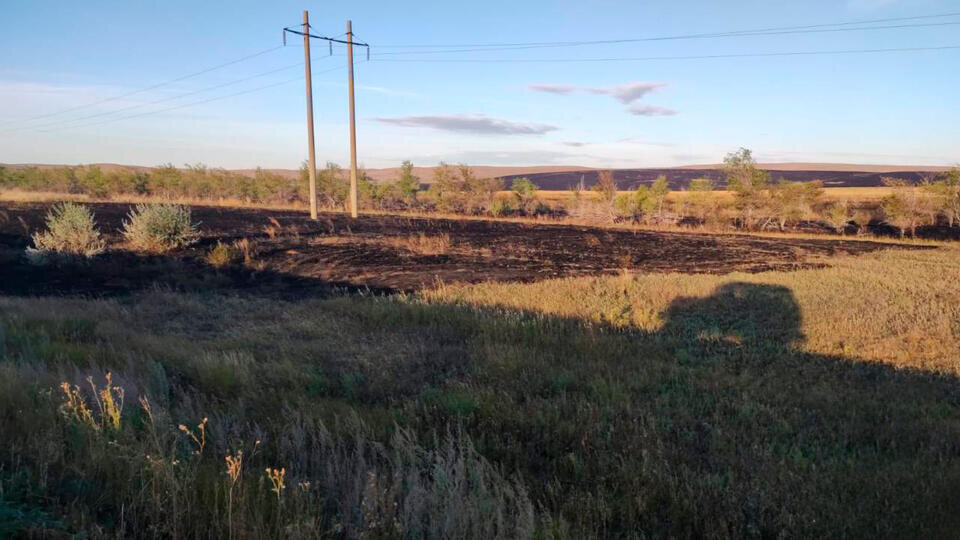     Мощный ландшафтный пожар на 600 гектарах потушили в Оренбуржье t.me/МЧС Оренбургской области