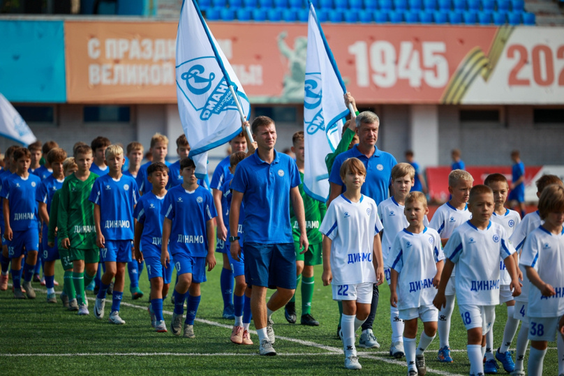     Губернатор Приморья открыл детский футбольный центр «Динамо-Владивосток» фото: пресс-служба правительства