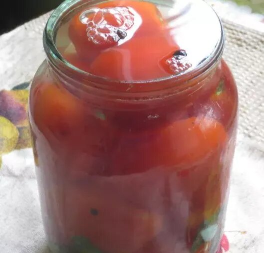 Малорадостная картина для любителя консервированных помидоров