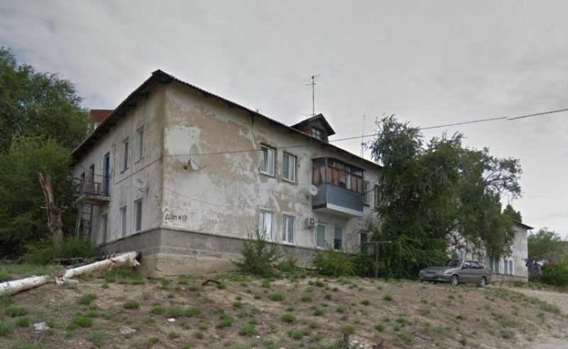    Аварийный дом на ул.Леонова,19 (фото Google maps)