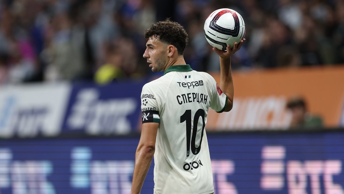    Полузащитник «Краснодара» Эдуард Сперцян.Александр Федоров