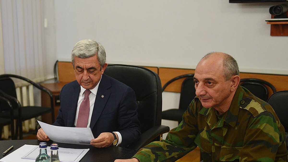 © Photo : official site of the President of RA