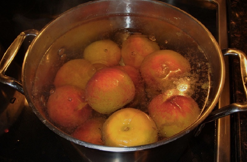 Как правильно заготовить персики на зиму, чтобы сохранить их вкус и аромат