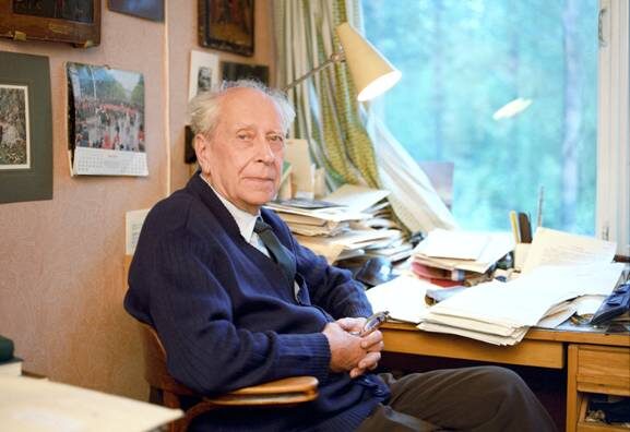 Академик Дмитрий Сергеевич Лихачев