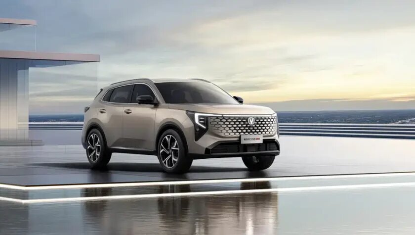 Changan представил обновленный CS55 Plus/UNI-S 2025.