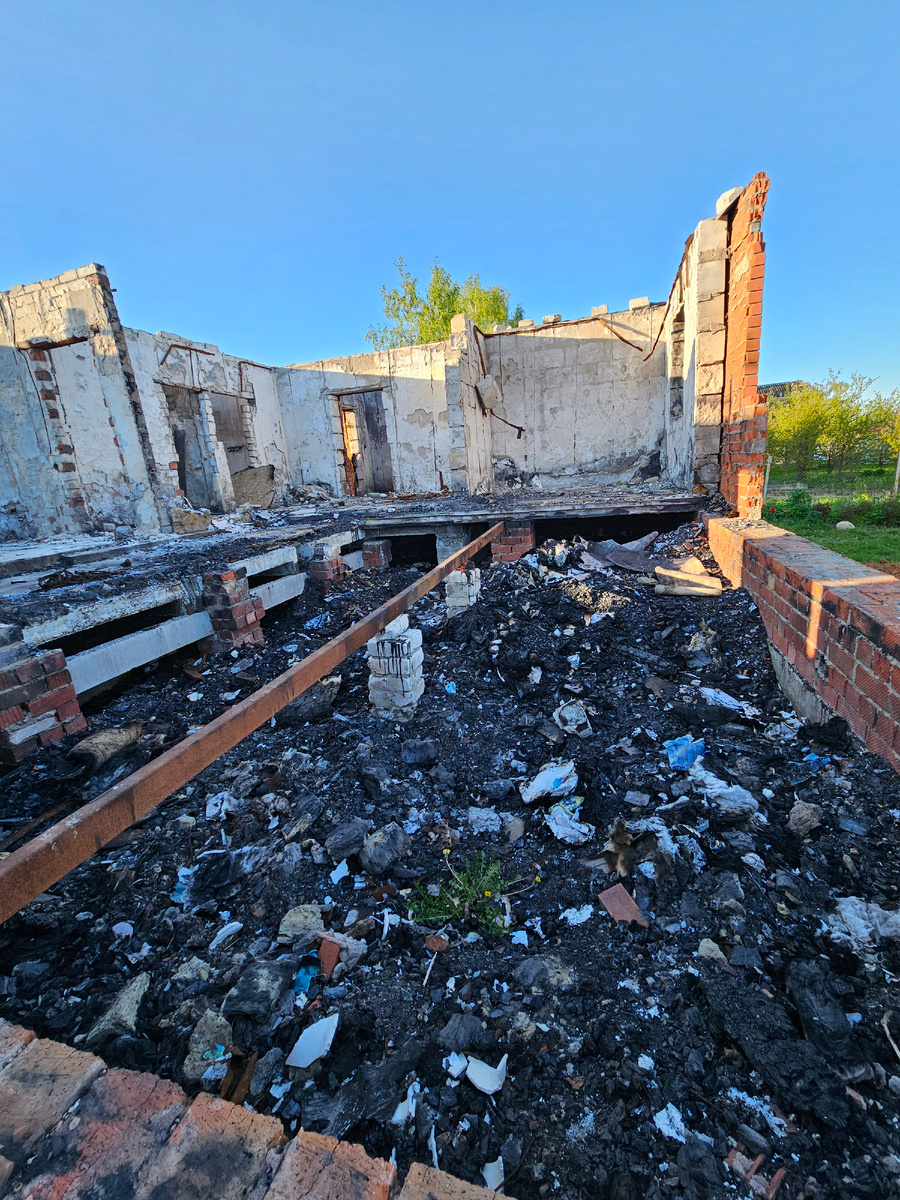 Разрушенный дом, фото автора