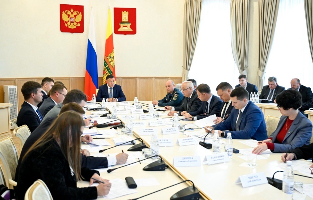 Тянут сети, строят котельные: газ ждут в крупном городе Тверской области