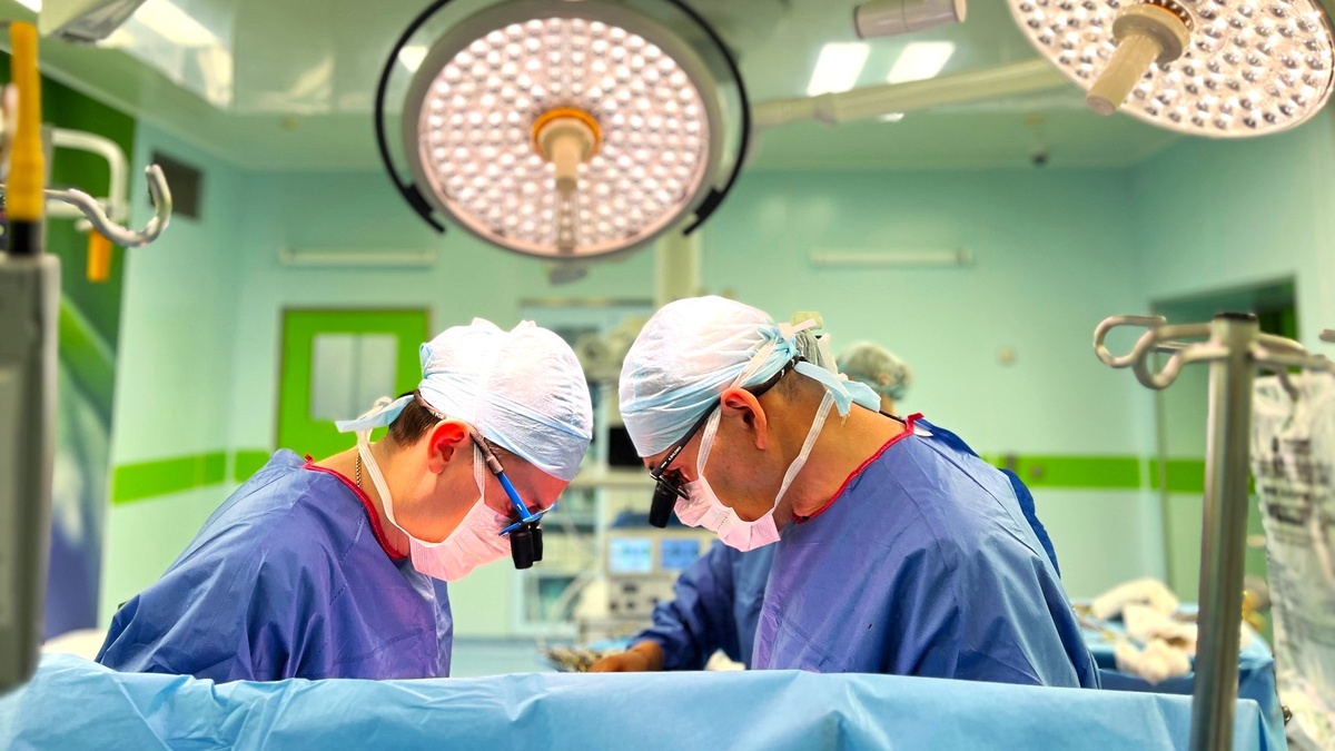    Опухоль в сердце размером с куриное яйцо удалили у сургутянки