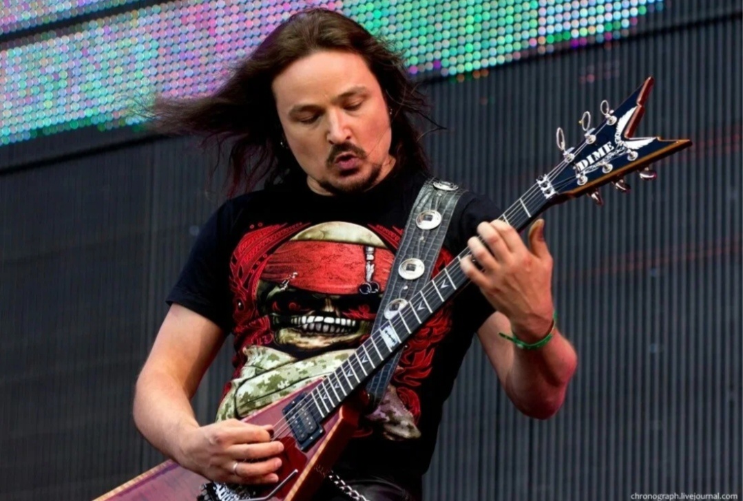 Андрей Голованов