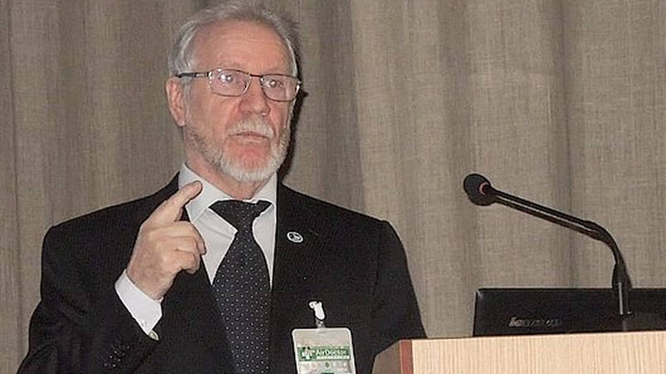 Научный сотрудник лаборатории морских и пресноводных рыб Сахалинского филиала ГНЦ РФ ФБГНУ «ВНИРО» («СахНИРО») кандидата биологических наук Анатолий Великанов.📷Фото: СахНИРО