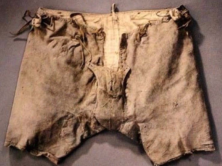 Мужское белье прошлых столетий