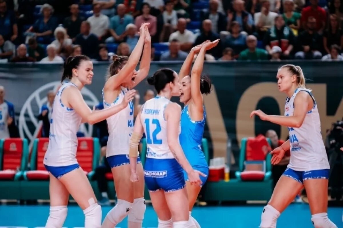    Калининградский «Локомотив» обыграл волейболисток из «Динамо-Москва»