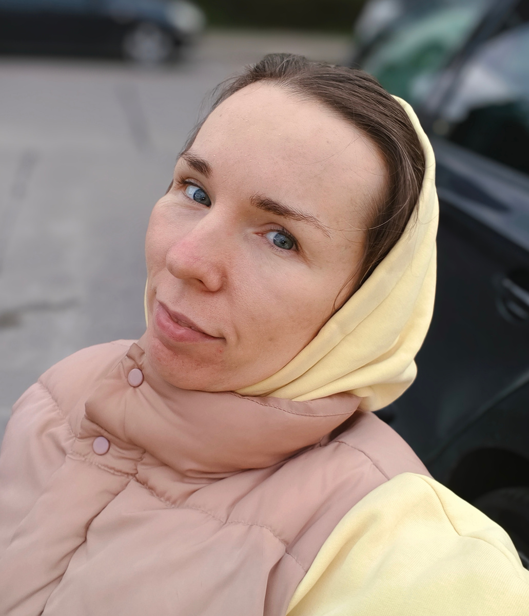 На улице