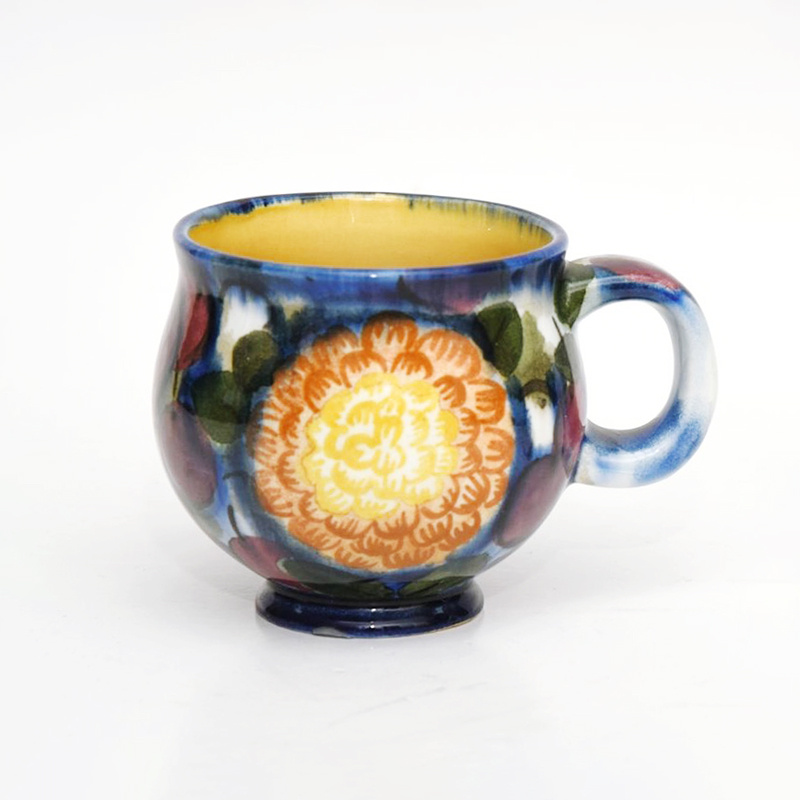 Чашка из сервиза «Золотой шар». ЗиК, 1972 год. Автор Николай Алексеевич Коковихин