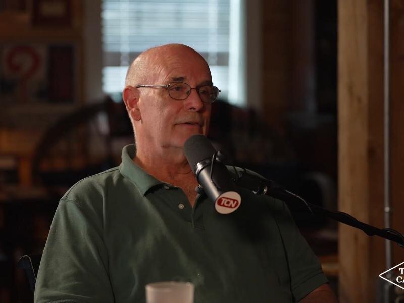 Дейв Коллум | Фото: стоп-кадр интервью Такеру Карлсону 