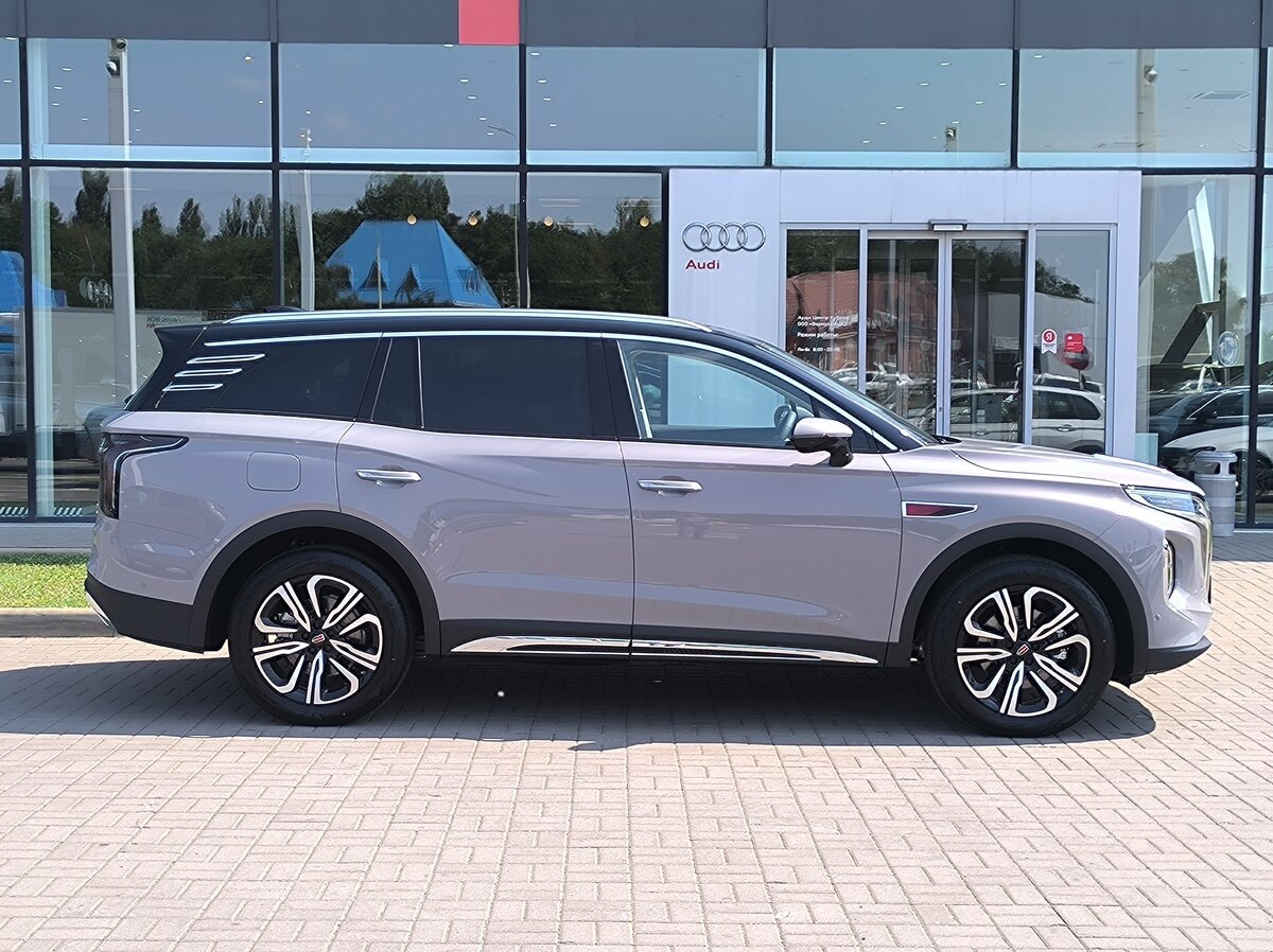 В России стартуют продажи нового 7-местного кроссовера. Источник иллюстрации - auto.ru